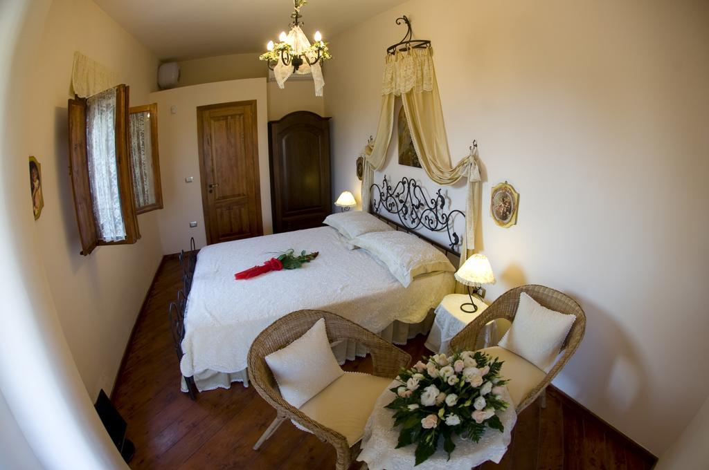 Le Querce Di Mamre Villa Manfredonia Exterior photo